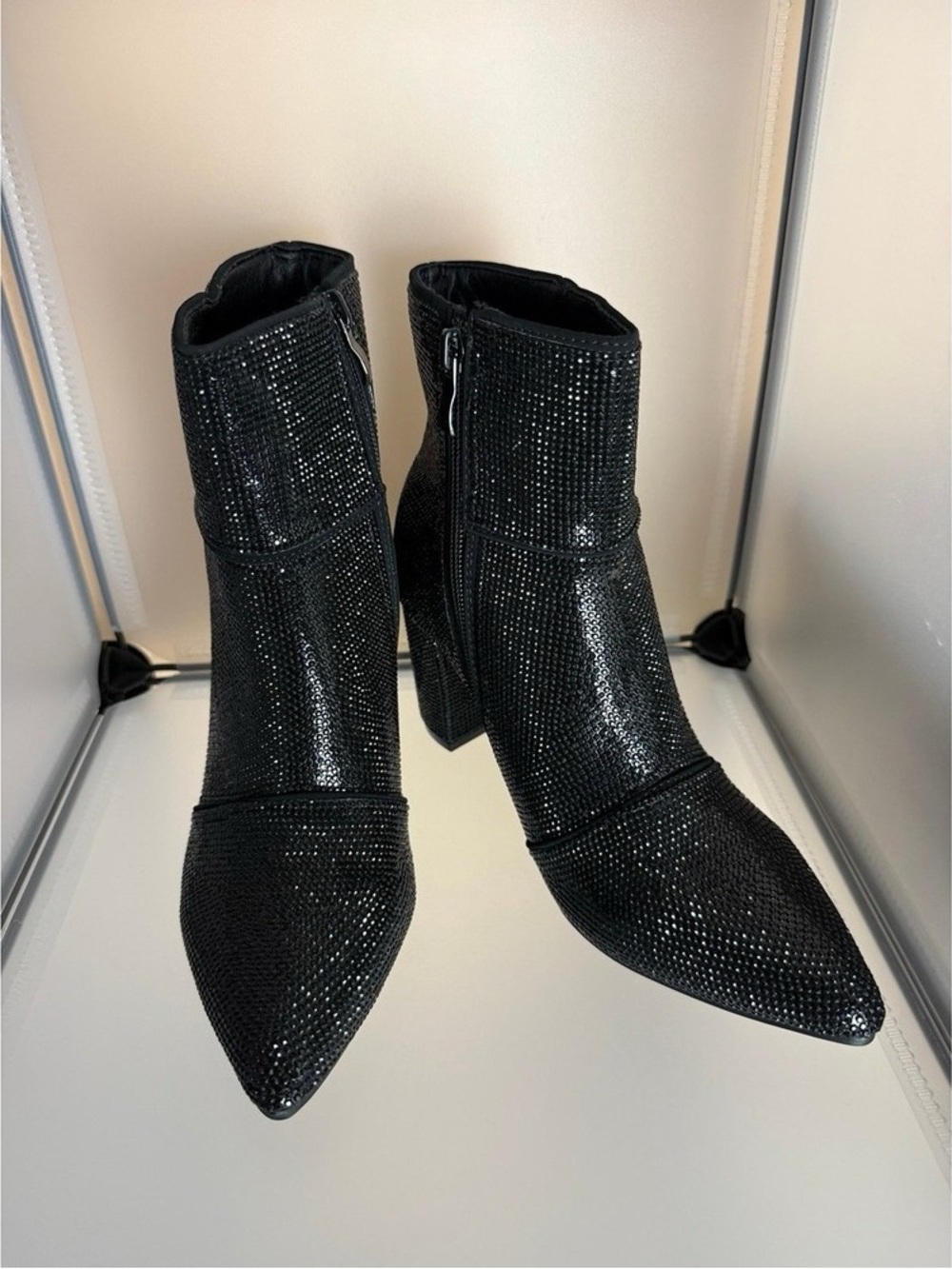 Forever Link Women's Rhinestone Embellished Pointed Toe Ankle Bootie Size 5